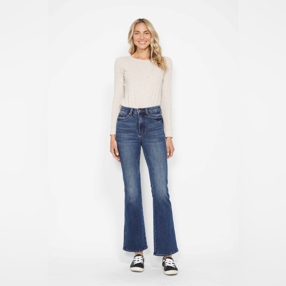 Judy Blue HW Tummy Control Back Pkt Embroidered Bootcut Jeans